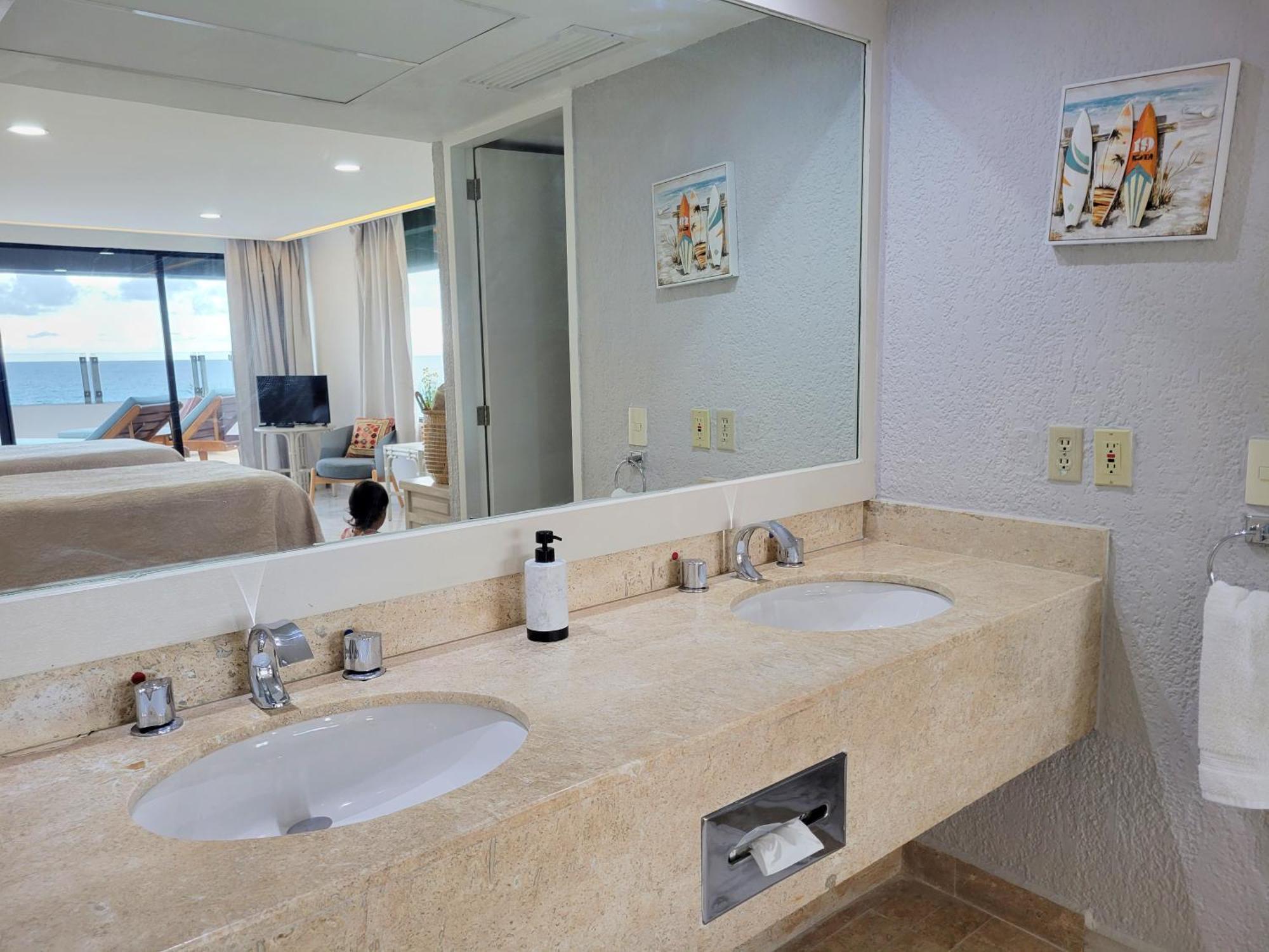 Beachfront Getaway Condo แคนคูน ภายนอก รูปภาพ