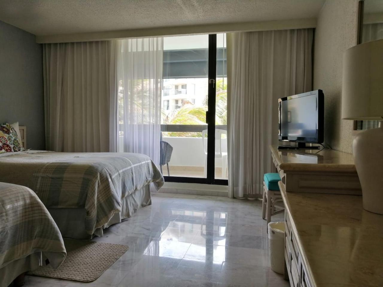 Beachfront Getaway Condo แคนคูน ห้อง รูปภาพ